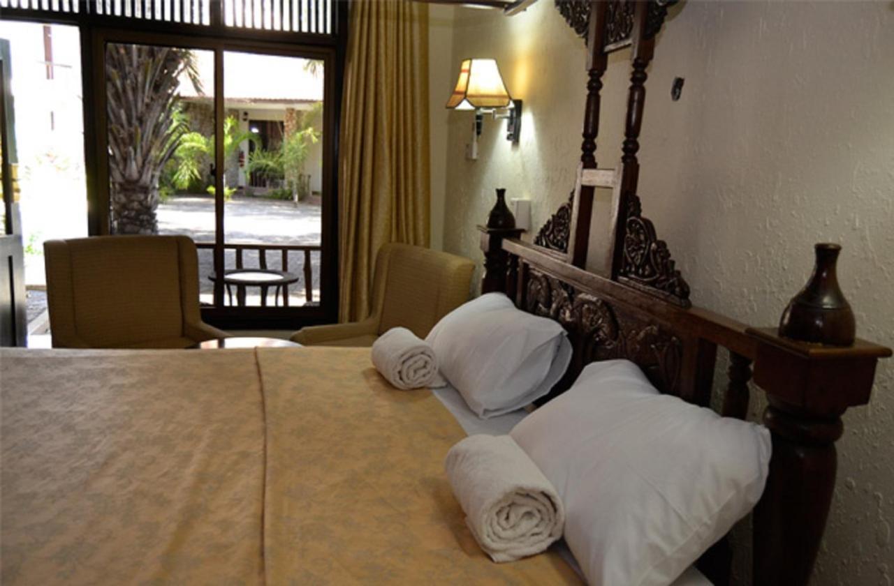 Serene Beach Resort ดาร์เอสซาลาม ภายนอก รูปภาพ